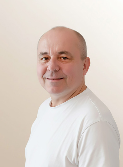 Ján Olejár - profesionální masér a terapeut SCENAR a Dornovy metody